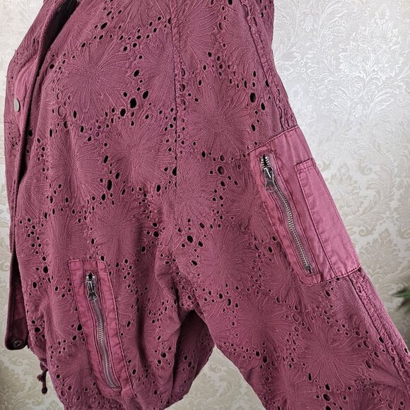Free People Daisy Jane Size Medium Embroidered Eyelet Bomber Jacket Raspberry - Picture 8 of 16